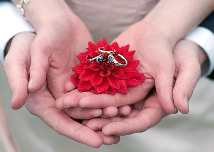 custom rings and flower